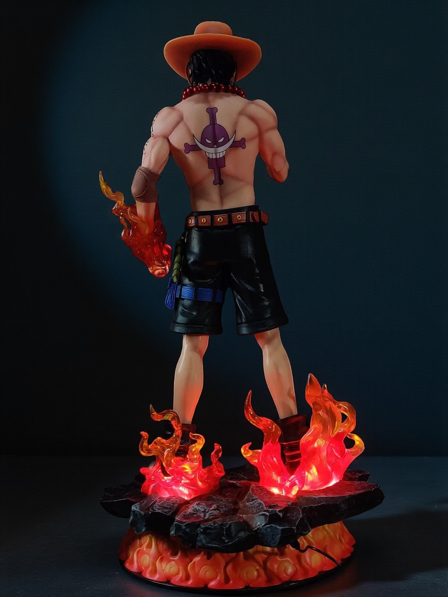 Ace/Zoro/Luffy: 70-73cm